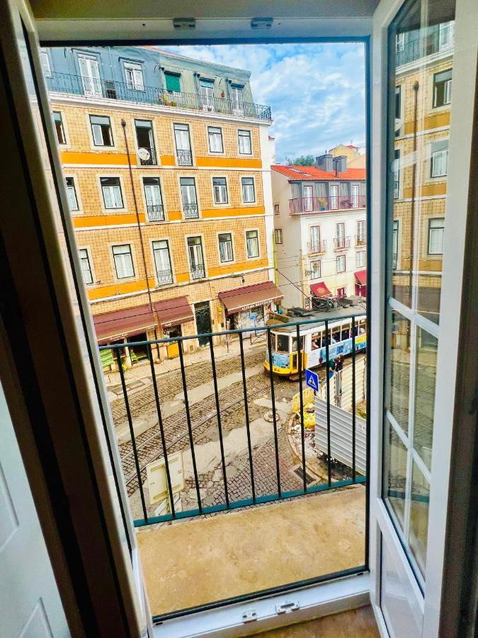 Discover Lisbons History - Stylish Apartment In Alfama Exterior photo