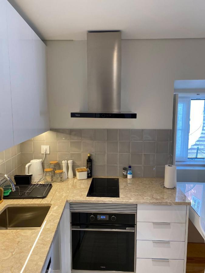 Discover Lisbons History - Stylish Apartment In Alfama Exterior photo