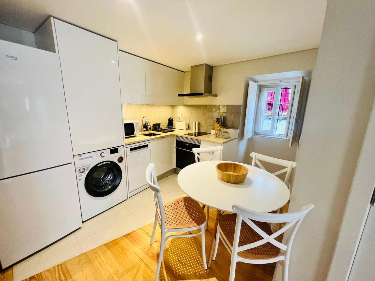 Discover Lisbons History - Stylish Apartment In Alfama Exterior photo